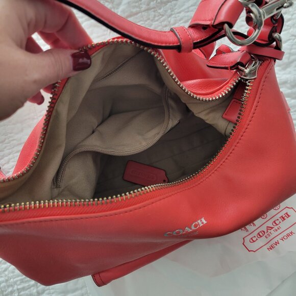 Coral leather Coach bag - Picture 6 of 6